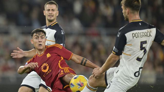 Foto: Momen Dramatis Romelu Lukaku saat Jadi Pahlawan Kemenangan AS Roma atas Lecce di Liga Italia