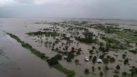 Banjir menutupi Nicoadala, Provinsi Zambezia, Mozambik, setelah Siklon Idai melanda pada Maret 2019. (Dok. World Food Programme/AP)