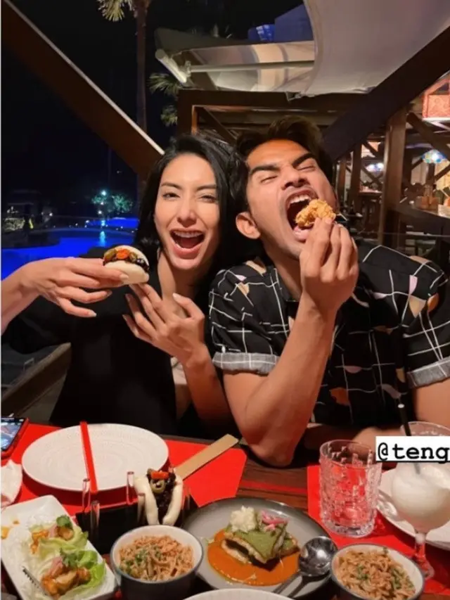 Tyas Mirasih dan Tengku Tezi di Bali