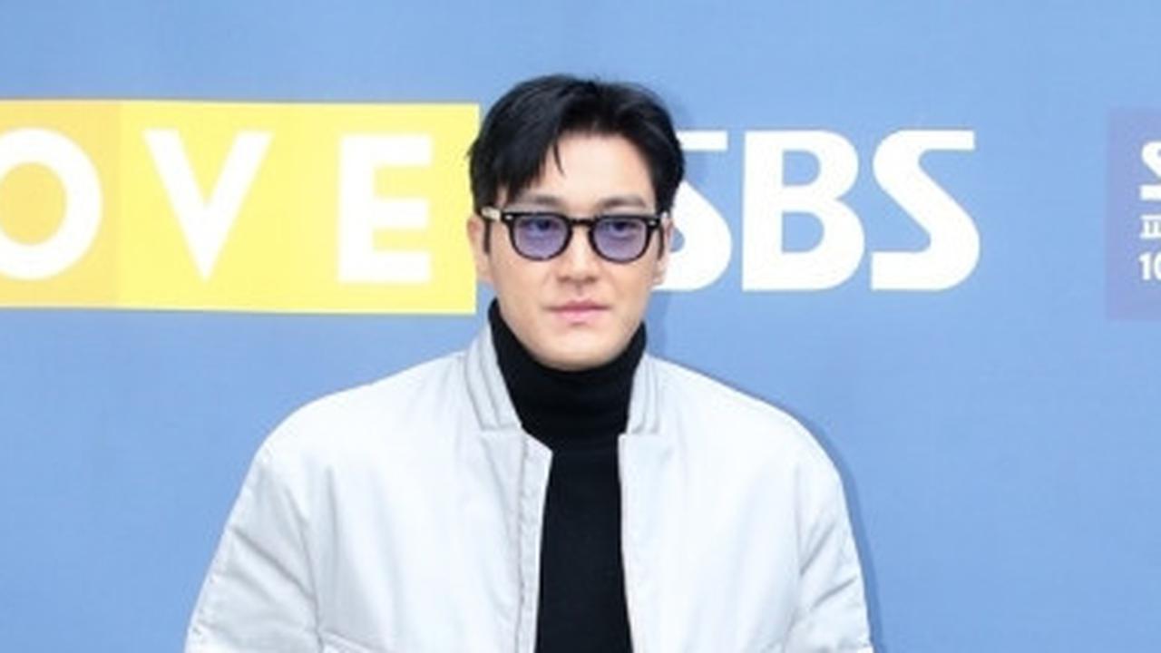Potret Terbaru Chio Siwon SUJU, Senyum Manisnya Disebut Mirip Rafathar Anak Raffi Ahmad dan Nagita Slavina
