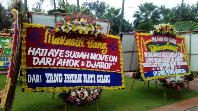 [Bintang] Daripada Dibakar, Sebaiknya Karangan Bunga Ahok Diapakan?