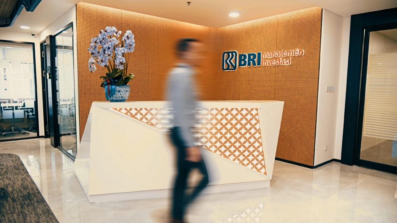 BRI Manajemen Investasi Catatkan KIK EBA Syariah Perdana di Indonesia