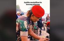 Momen Anggota Kopassus Berambut Gondrong Pasangkan Baret Merah ke Anaknya saat Pelantikan, Sosoknya Jadi Perhatian