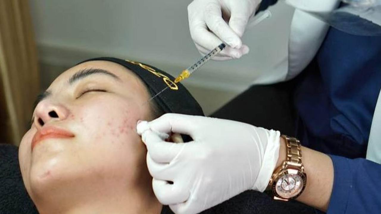 Apakah Peeling Wajah Efektif Menghilangkan Flek Hitam?