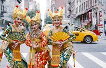 Momen Kembalikan Baliku Pukau Warga New York, Tampilkan Legong Kraton