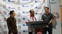Legenda Liverpool FC mendatangi Kementerian Pemuda dan Olahraga Republik Indonesia (Kemenpora RI), Kamis (7/2/2019).