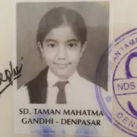 Sheila Marcia saat masih duduk di bangku Sekolah Dasar (SD) (Instagram/@sheilamarciajoseph)