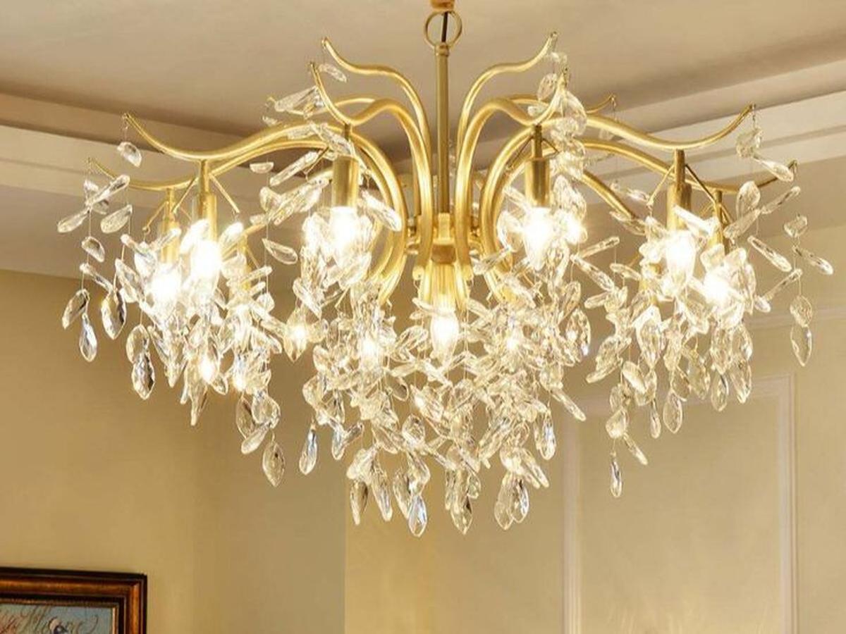 1. Lampu Gantung Unik: Tampil Beda dengan Desain Bunga