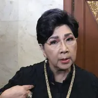 Hadir dalam acara 29 tahun karya Anne Avantie, Titiek Puspa beri pesan untuk generasi sekarang.