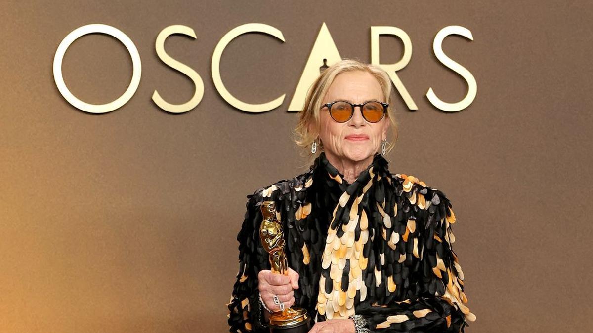 Amy Madigan Menang Piala Oscar Lewat Weapons, Ingat Kali Terakhir Dapat Nominasi 40 Tahun Lalu