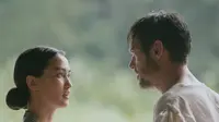 Atiqah Hasiholan Adu Akting dengan Jonathan Rhys Meyers di Film Rajah, Pengalaman Tak Terlupakan