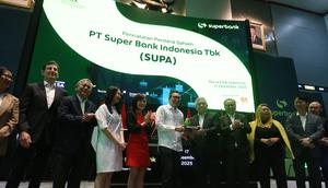 Bursa Efek Indonesia (BEI) mencatat bahwa hingga 5 Desember 2025, terdapat 24 perusahaan yang telah melantai di bursa,. Di antara perusahaan-perusahaan tersebut, PT Super Bank Indonesia Tbk (SUPA) atau Superbank berhasil mencatatkan perolehan dana IPO yang signifikan. [Fimela/Budy Santoso]