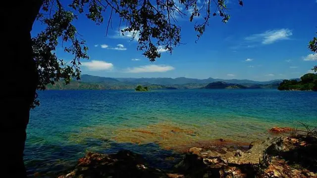 7 Danau Indah Ini Ternyata Mematikan 