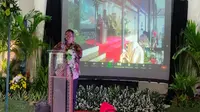 Kepala BI Cirebon Bakti Artanta saat memberi sambutan dalam acara KKI di Gua Sunyaragi Cirebon. Foto (Liputan6.com / Panji Prayitno)