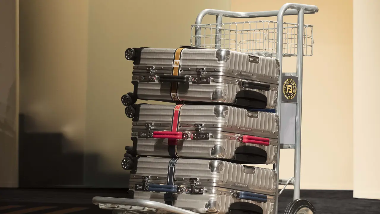Liburan Trendi dengan Koleksi Koper terkini Rimowa x Fendi