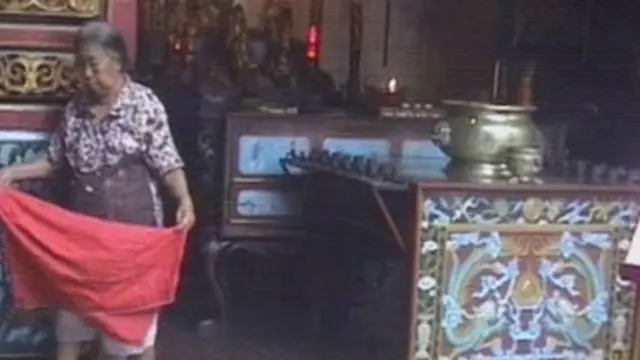 [VIDEO] Kelenteng Terbesar di Semarang Juga Kebanjiran