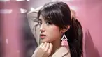 Pemeran Mia Clark di film Shunsine Becomes You ini gemar menggunakan busana casual. Meski tampil casual, namun gaya wanita 20 tahun ini tampak elegan. (Liputan6.com/IG/@nblh.ayu)