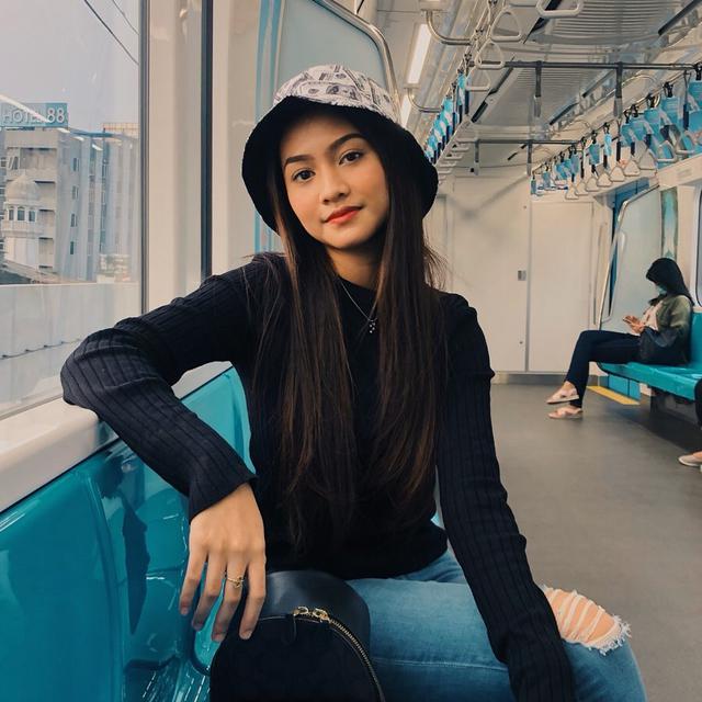 Sarah Tuffahati (sumber: instagram/sarahtuff_)