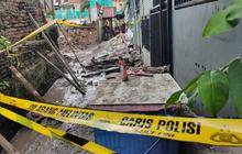 Polisi Selidiki Insiden Tembok Sekolah Roboh di Palmerah, Timpa Sejumlah Motor Warga