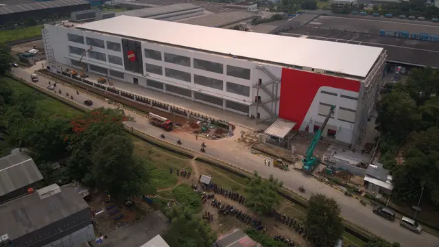 PT Mattel Indonesia (PTMI) ekspansi pabrik dengan membuka molding center baru di Cikarang, Jawa Barat. Ekspansi ini akan mendukung peningkatan kapasitas produksi boneka Barbie dan mobil diecast Hot Wheels. (Dok Mattel Indonesia)