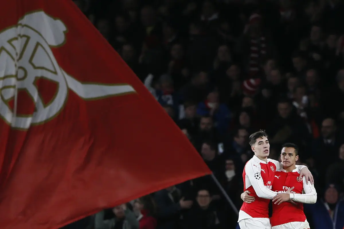 Hector Bellerin - Alexis Sanchez