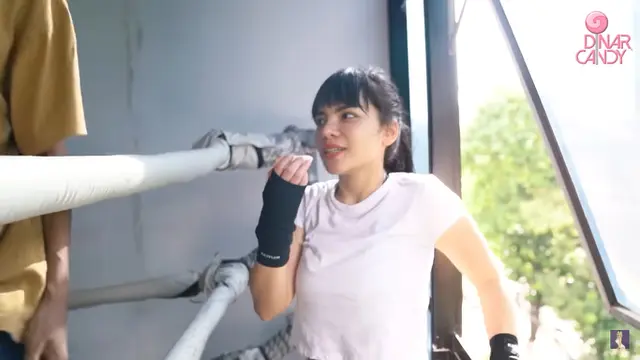 Latihan Tinju Dinar Candy