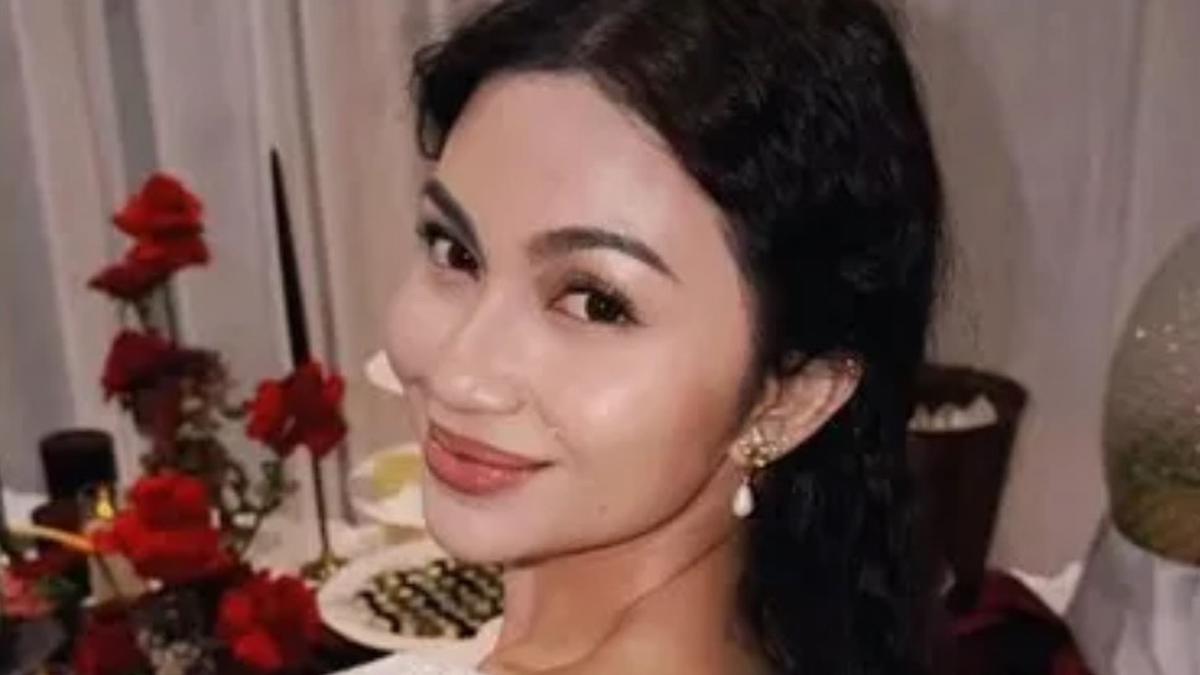 Ariel Tatum Kenakan Gaun Putih Lace Rayakan Ulang Tahun ke-29 Bertema Vintage Gothic, Dihadiri Calon Ibu Mertua