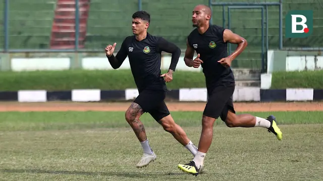 Ciro Henrique dan Loris Arnaud