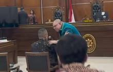 Hotman Minta Kapolri Tahan Razman Nasution dan Firdaus Oiwobo: Kalau Tidak, Rakyat Sedih