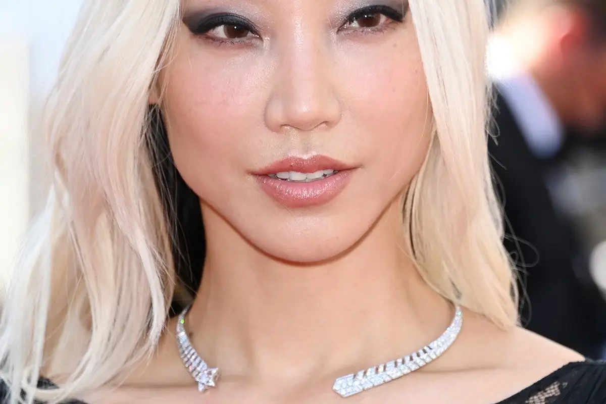 Melihat Detail Tampilan All Chanel Selebritas Dunia di Cannes Film Festival ke 74