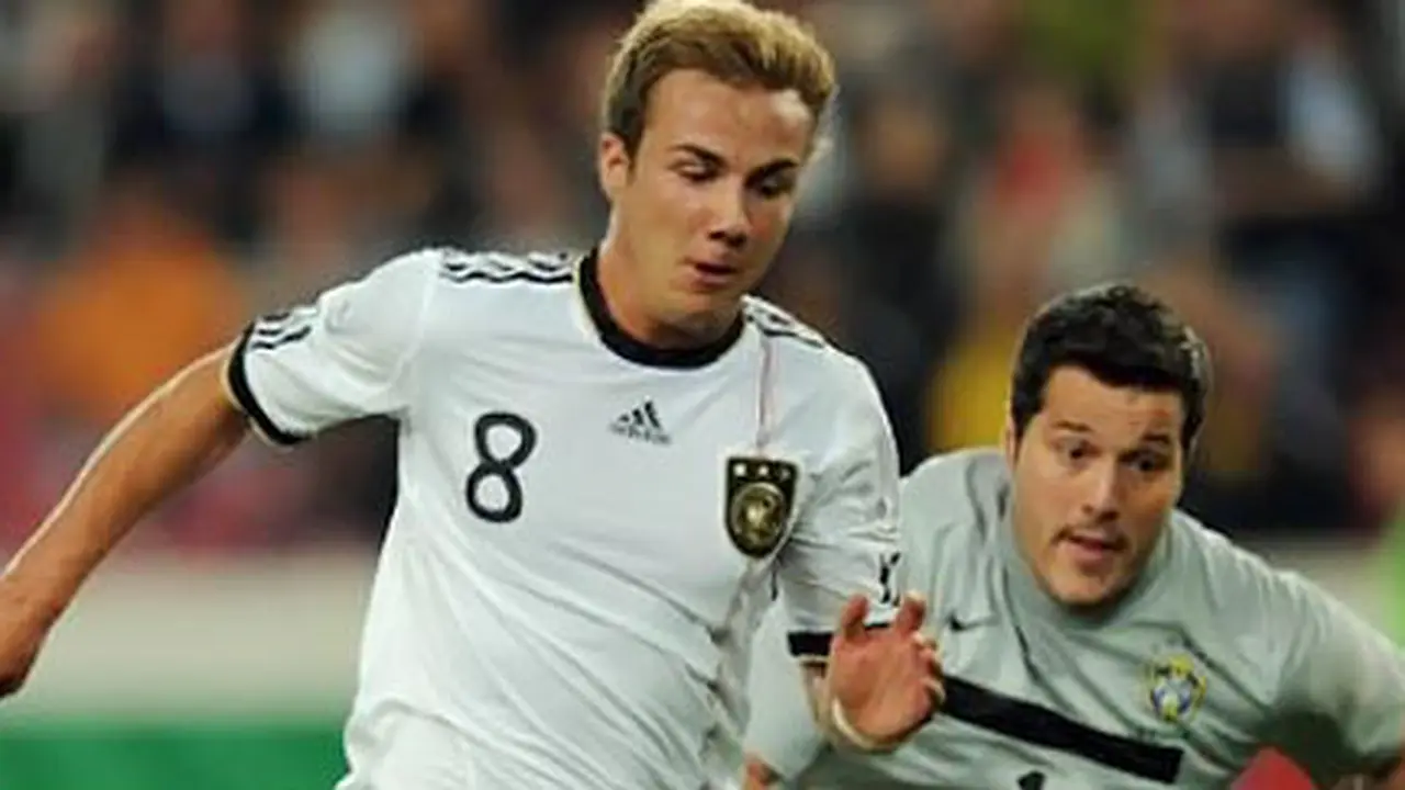 img_gotze-110811.jpg