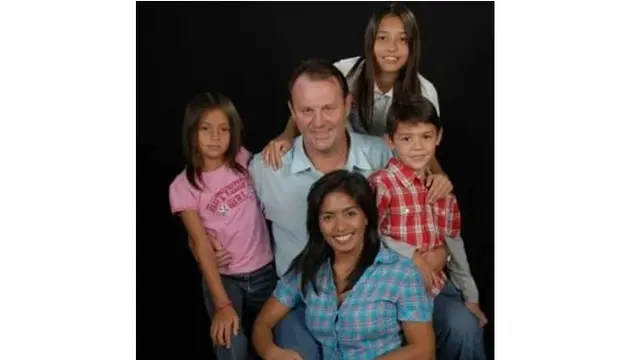 7 Potret Masa Kecil Amanda Rawles, Bule Banget