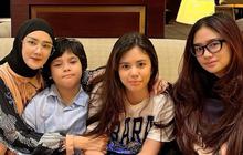 Cantik-Cantik dan Ganteng, 7 Potret Mulan Jameela Kumpul Bareng 4 Anaknya yang Jarang Disorot