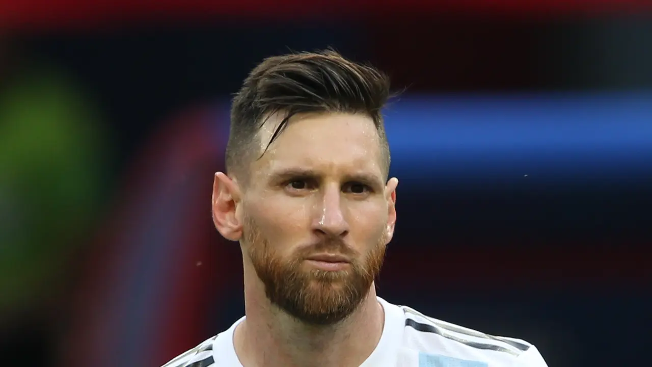10 Bintang Sepak Bola yang Gagal Cicipi Juara Piala Dunia