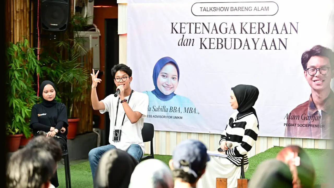 Muhammad Zinedine Alam Ganjar hadir di acara Talkshow Bareng Alam, Ketenagakerjaan dan Kebudayaan di Menjulang Kedai Kopi, Ciledug, Tangerang, Banten, Jumat (25/1/2024) (Istimewa)