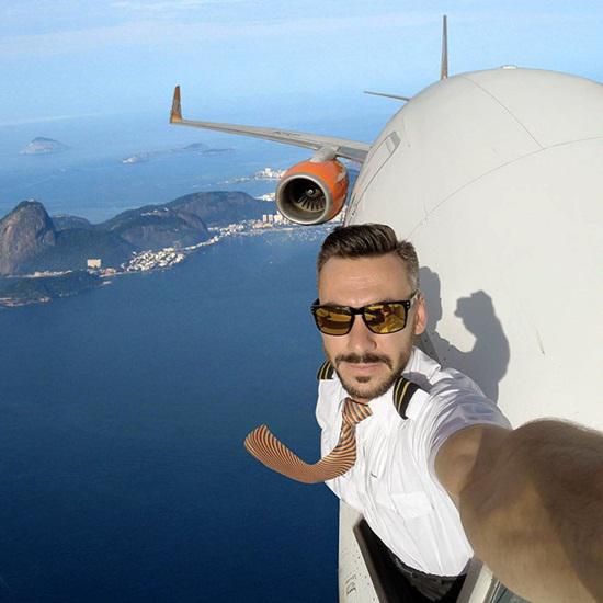 Selfie di atas udara/copyright instagram.com/pilotganso