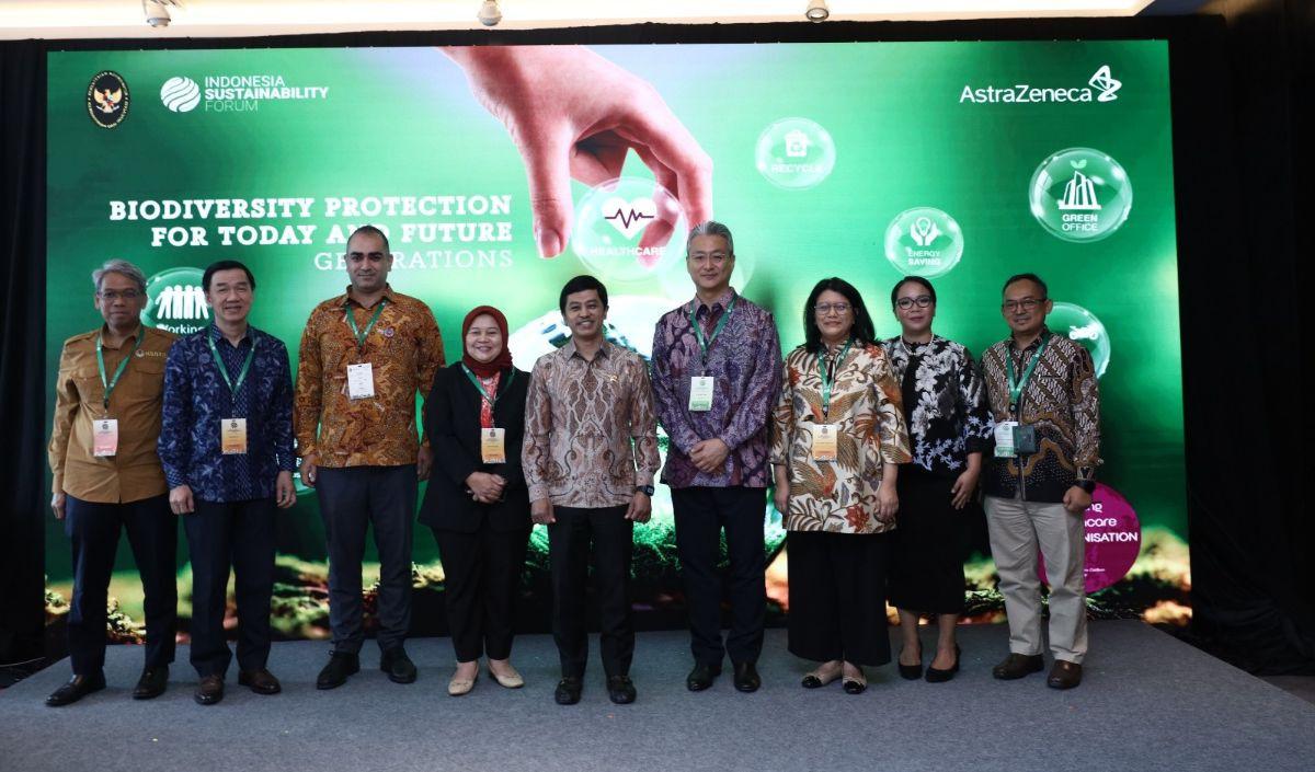 "Berbagai aktivitas tersebut merupakan konsekuensi dari ekspansi aktivitas manusia yang dapat mengakibatkan kerusakan keanekaragaman hayati dan mengakibat tingginya kejadian penyakit respirasi, seperti ISPA dan asma,"&nbsp;