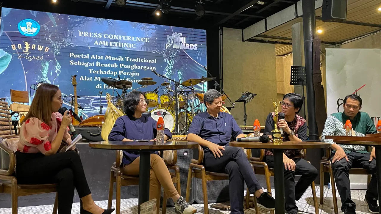 Guna melindungi pelaku dan alat musik tradisional Indonesia di era digital, Kementerian Pendidikan, Kebudayaan, Riset, dan Teknologi (Kemendikbudristek) mendukung peluncuran laman AMI ETHNIC di Jakarta, pada Rabu (11/10/2023).