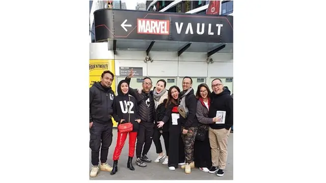 Momen keseruan Meisya Siregar dan gengnya saat mengunjungi Marvel Stadium.