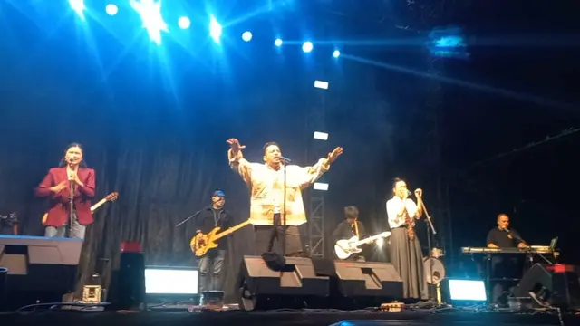 Sal Priadi di Soundsfest Experience Bekasi 2024