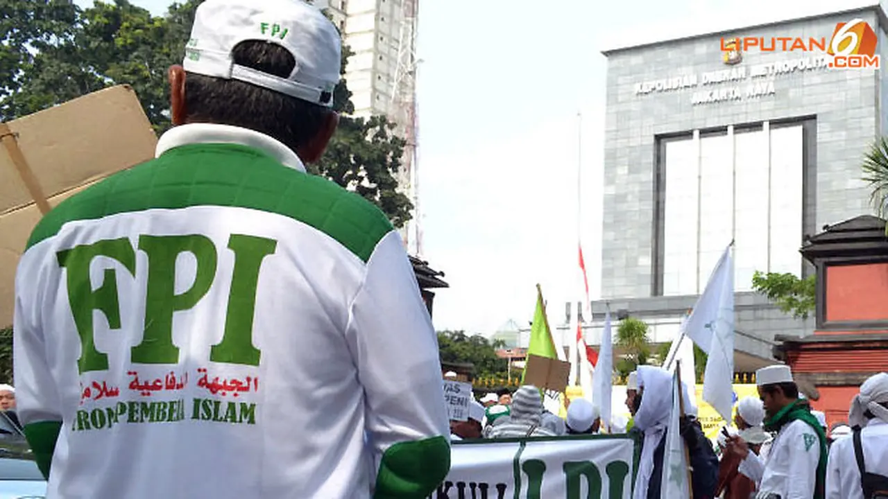 fpi-larang130726b.jpg
