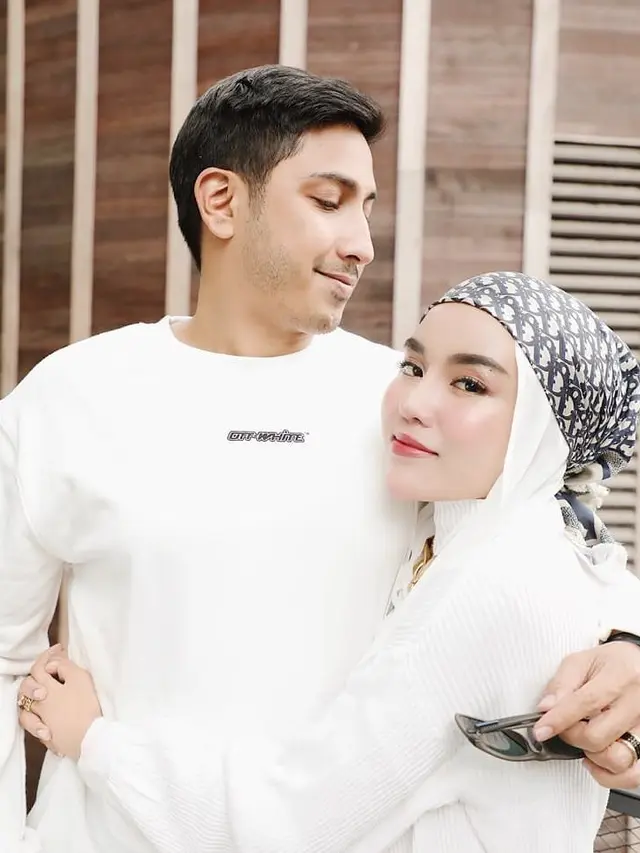Lukman Azhari dan Medina Zein.
