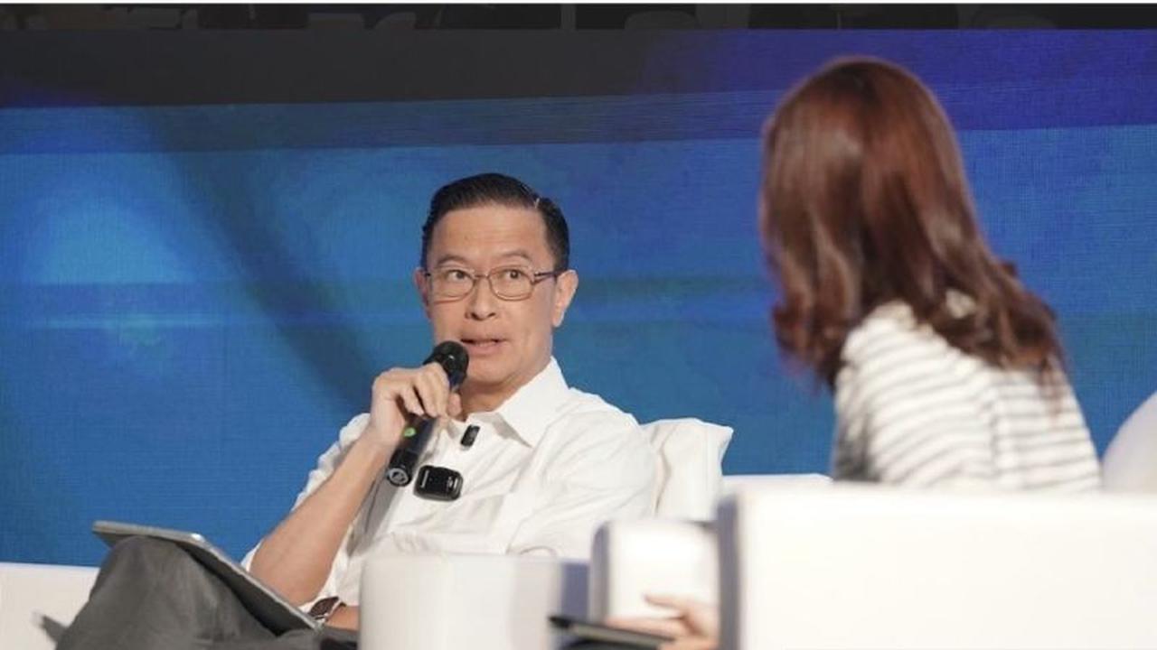 Menilik Nasib Manusia di Era Kecerdasan Buatan: Antara Pembebas dan Ketimpangan Baru