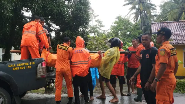 Korban banjir bandang Tasikmalaya