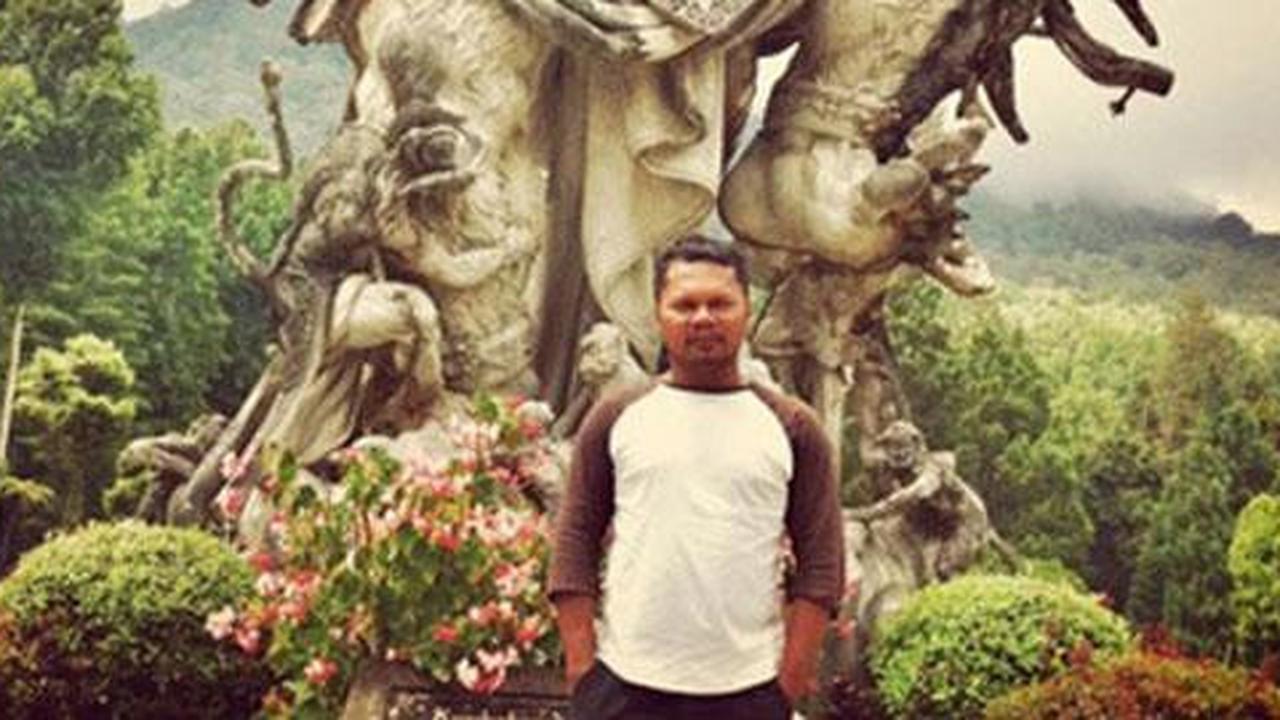 Ichwan Persada dan 'Cerita Dari Tapal Batas