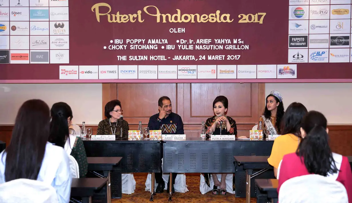 Ajang kecantikan Puteri Indonesia kembali digelar di tahun 2017 ini. Para wanita cantik ini nantinya akan dinobatkan sebagai Duta Pariwisata yang nantinya akan mewakili Indonesia di dunia Internasional. (Deki Prayoga/Bintang.com)