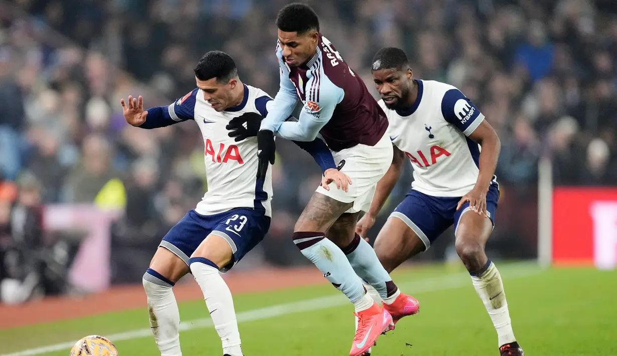 Marcus Rashford masuk sebagai pemain pengganti pada menit ke-66, saat Aston Villa sudah unggul 2-0 atas Tottenham. (Nick Potts/PA via AP)