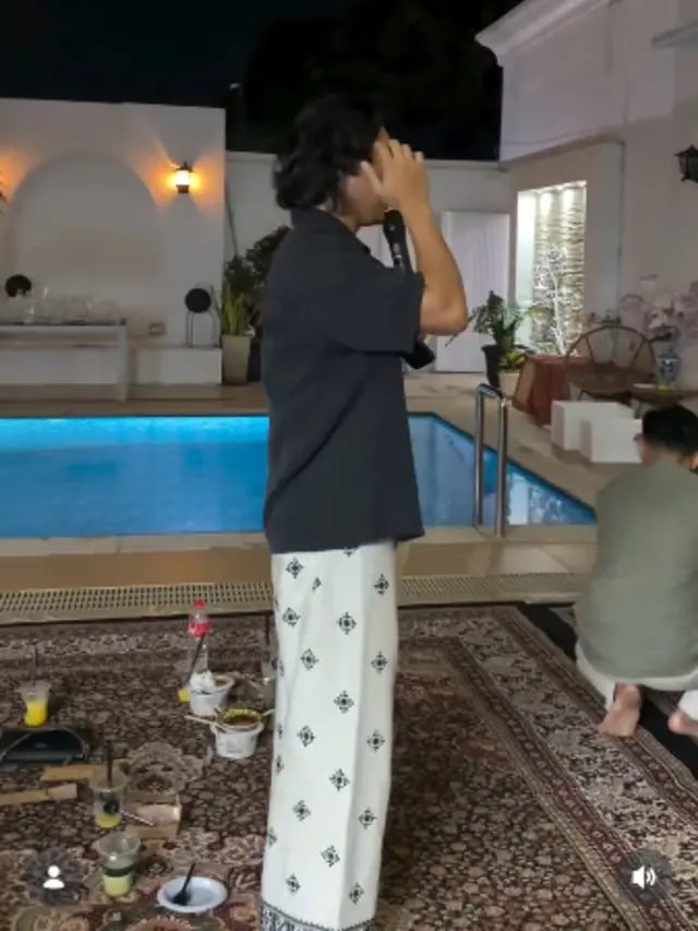 Potret Halaman Belakang Rumah Umi Pipik Saat Buka Bersama (Instagram _ummi_pipik_)