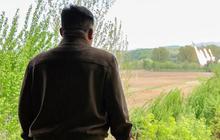 FOTO: Wajah Puas Kim Jong-un Luncurkan "Nuklir" sebagai Serangan Balasan
