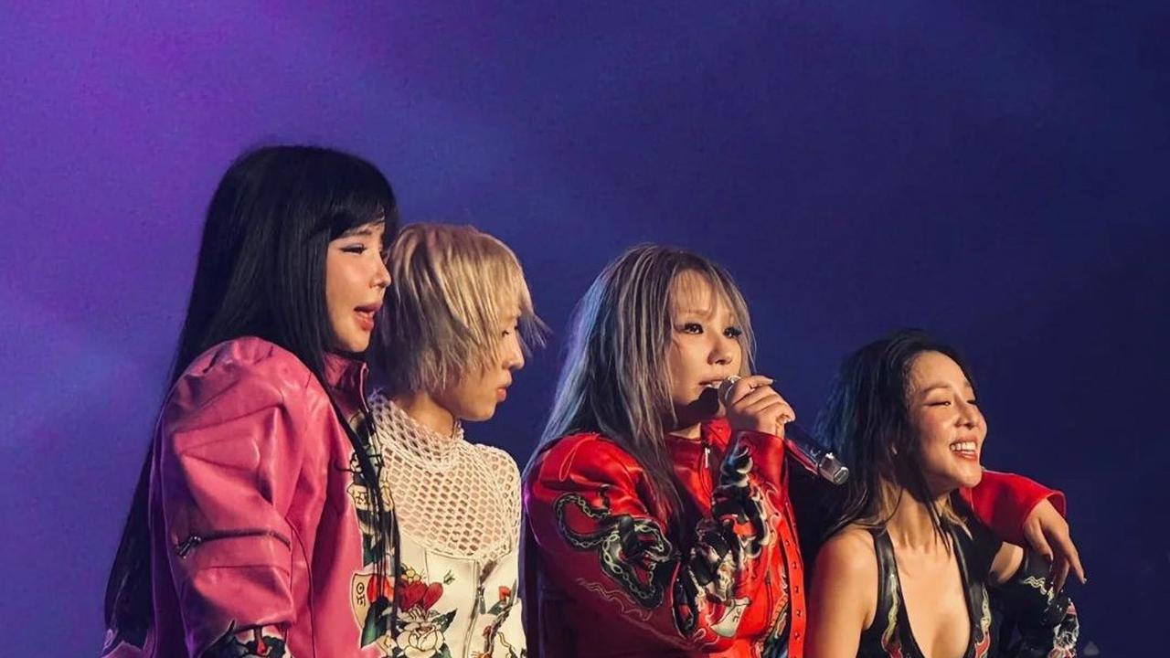 Konser 2NE1